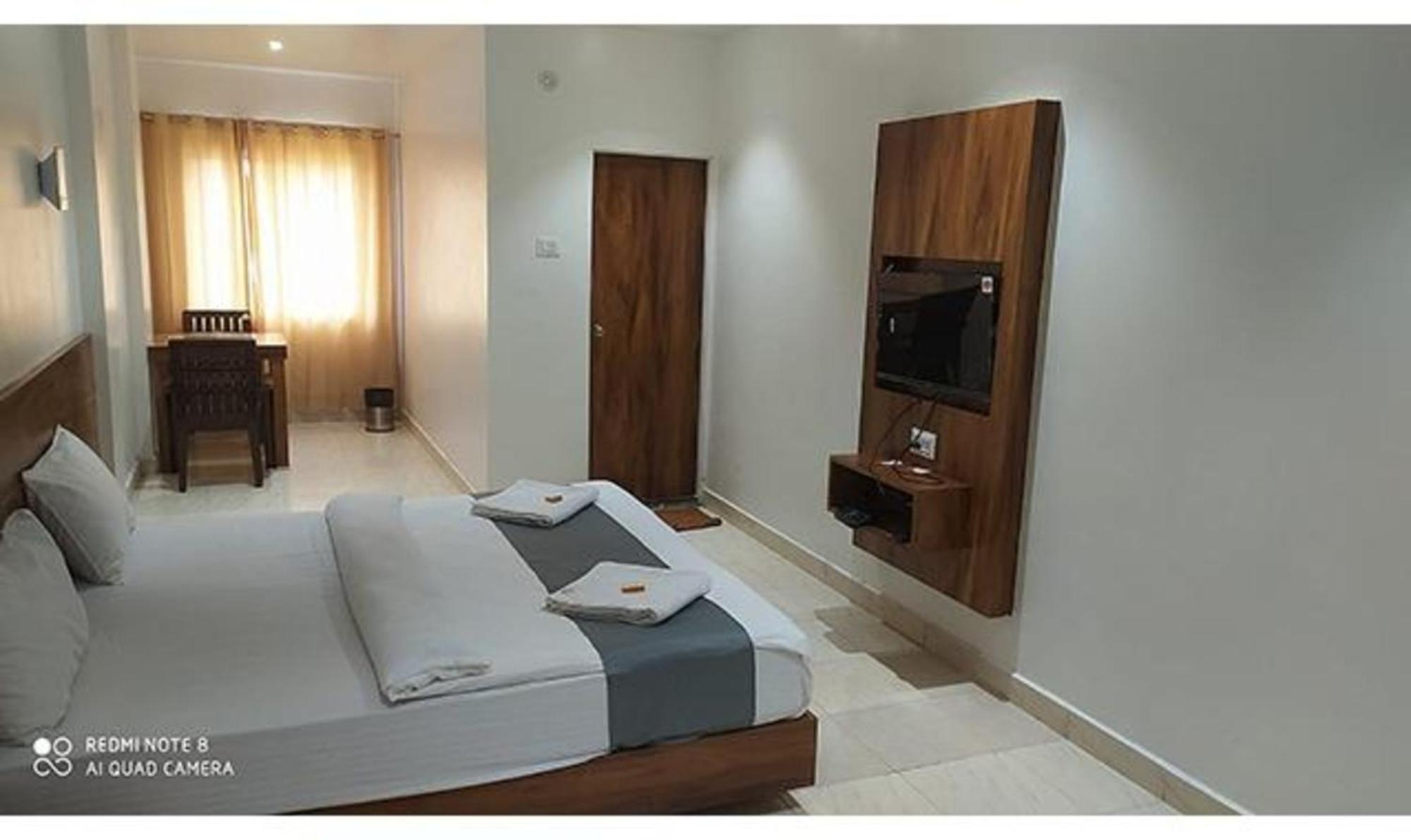 Fabhotel Omkar Pride Pune Extérieur photo