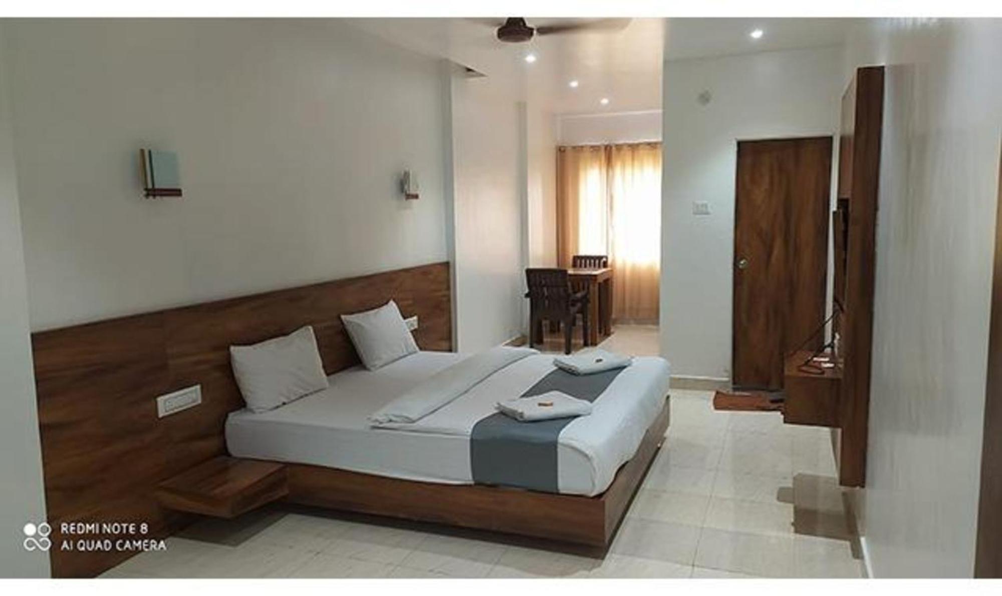 Fabhotel Omkar Pride Pune Extérieur photo